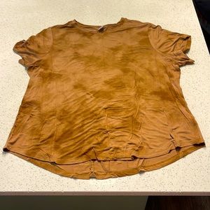 *NEVER WORN* Brown Tie-Dye shirt